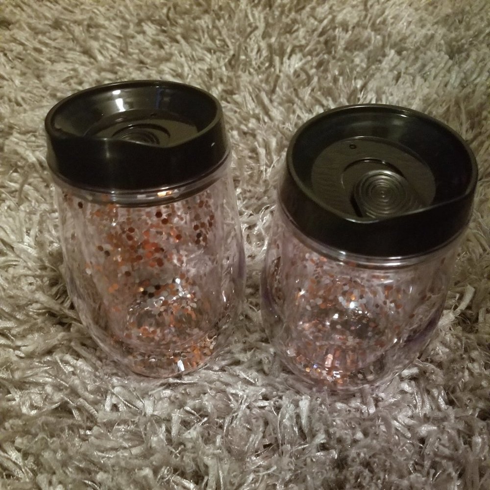 Plastic tumbler